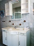 Caribbean Sea View Holiday Apartments