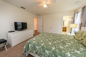 Bella Vida Resort by Home 2U