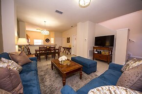 Bella Vida Resort by Home 2U