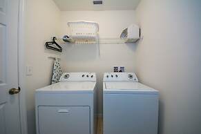 Bella Vida Resort by Home 2U