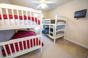 Bella Vida Resort by Home 2U