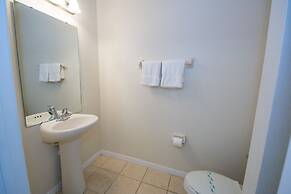 Bella Vida Resort by Home 2U