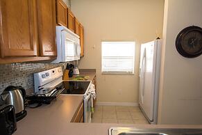 Bella Vida Resort by Home 2U