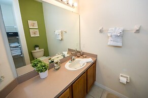 Bella Vida Resort by Home 2U