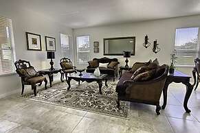 Bella Vida Resort by Home 2U