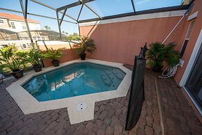 Bella Vida Resort by Home 2U