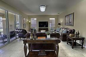 Bella Vida Resort by Home 2U