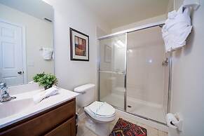 Bella Vida Resort by Home 2U