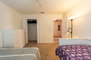 Bella Vida Resort by Home 2U