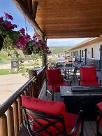 Mountain View Lodge & Cabins