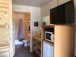 Mountain View Lodge & Cabins