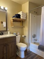 Mountain View Lodge & Cabins