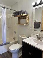 Mountain View Lodge & Cabins