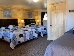 Mountain View Lodge & Cabins