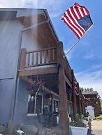 Mountain View Lodge & Cabins