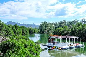 Bhu Tarn Koh Chang Resort and Spa
