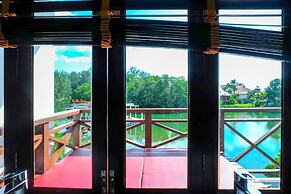 Bhu Tarn Koh Chang Resort and Spa