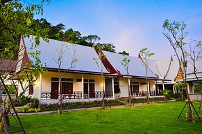 Bhu Tarn Koh Chang Resort and Spa