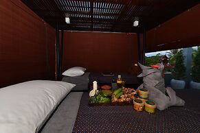 Solitaire Damnak Villa Hotel