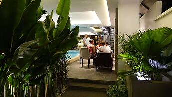 Solitaire Damnak Villa Hotel