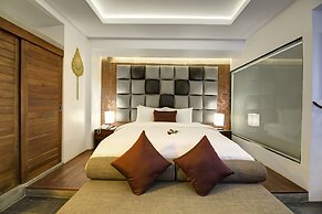 Solitaire Damnak Villa Hotel