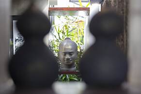 Solitaire Damnak Villa Hotel