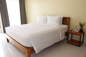 Landing Gold By Amatak