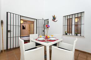 The Zentral Suites & Apartments