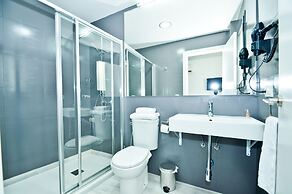 The Zentral Suites & Apartments