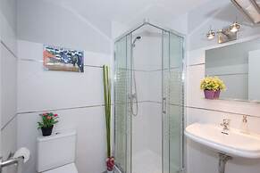 The Zentral Suites & Apartments