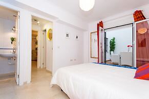 The Zentral Suites & Apartments