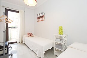 The Zentral Suites & Apartments