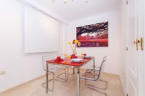 The Zentral Suites & Apartments