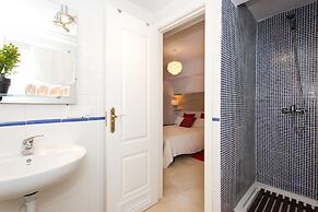 The Zentral Suites & Apartments