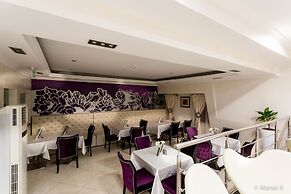 Morning Side Suites Etim Inyang