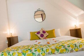 Lemongrass Lodge