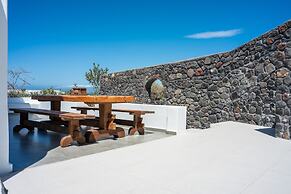 Oia Sunset Villas