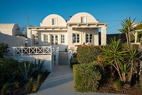 Oia Sunset Villas
