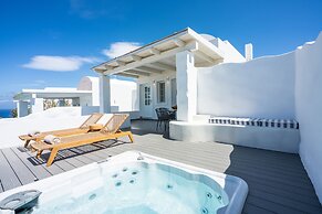 Oia Sunset Villas