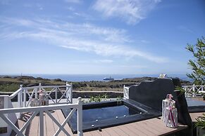 Oia Sunset Villas
