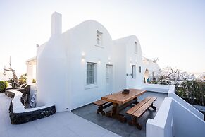 Oia Sunset Villas