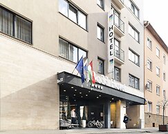 Bo33 Hotel Family & Suites