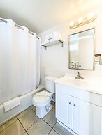 Ocean Court Beachfront Hotel