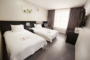 Reve Hotel Jeju