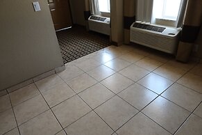 West Worth Inn and Suites