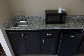 West Worth Inn and Suites