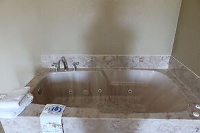 West Worth Inn and Suites