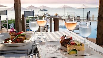 The Cove Suites at Blue Waters Resort and Spa