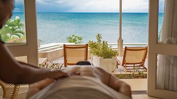 The Cove Suites at Blue Waters Resort and Spa