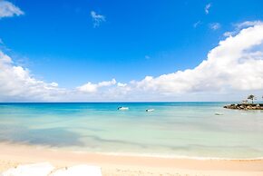 The Cove Suites at Blue Waters Resort and Spa